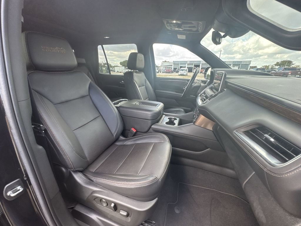 Used 2023 Chevrolet Tahoe High Country image 29
