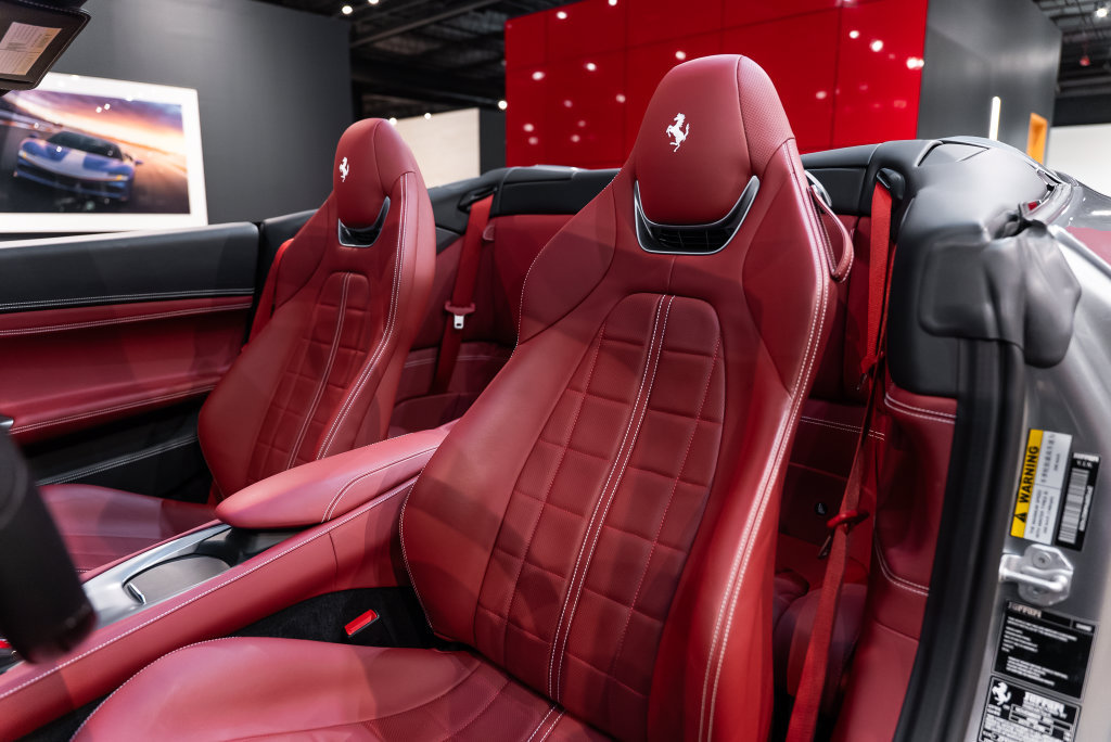 Certified 2022 Ferrari Portofino M RWD image 4