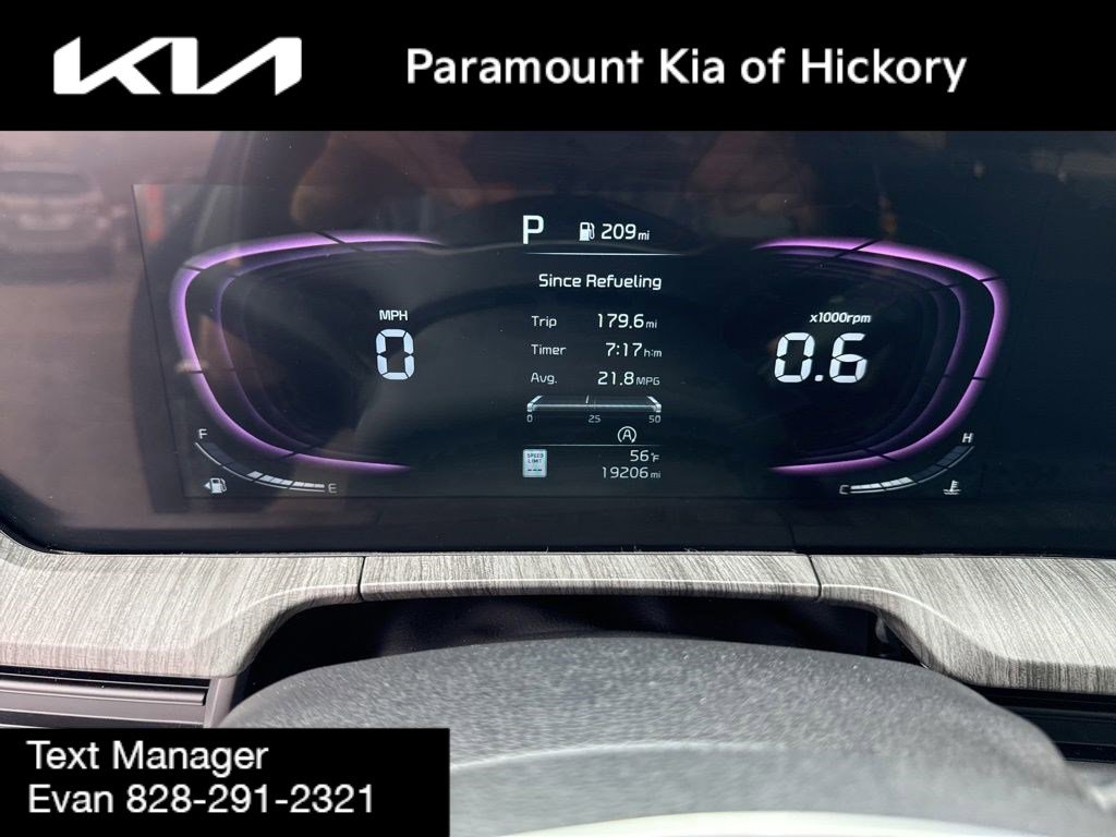 Used 2025 Kia Telluride EX image 37
