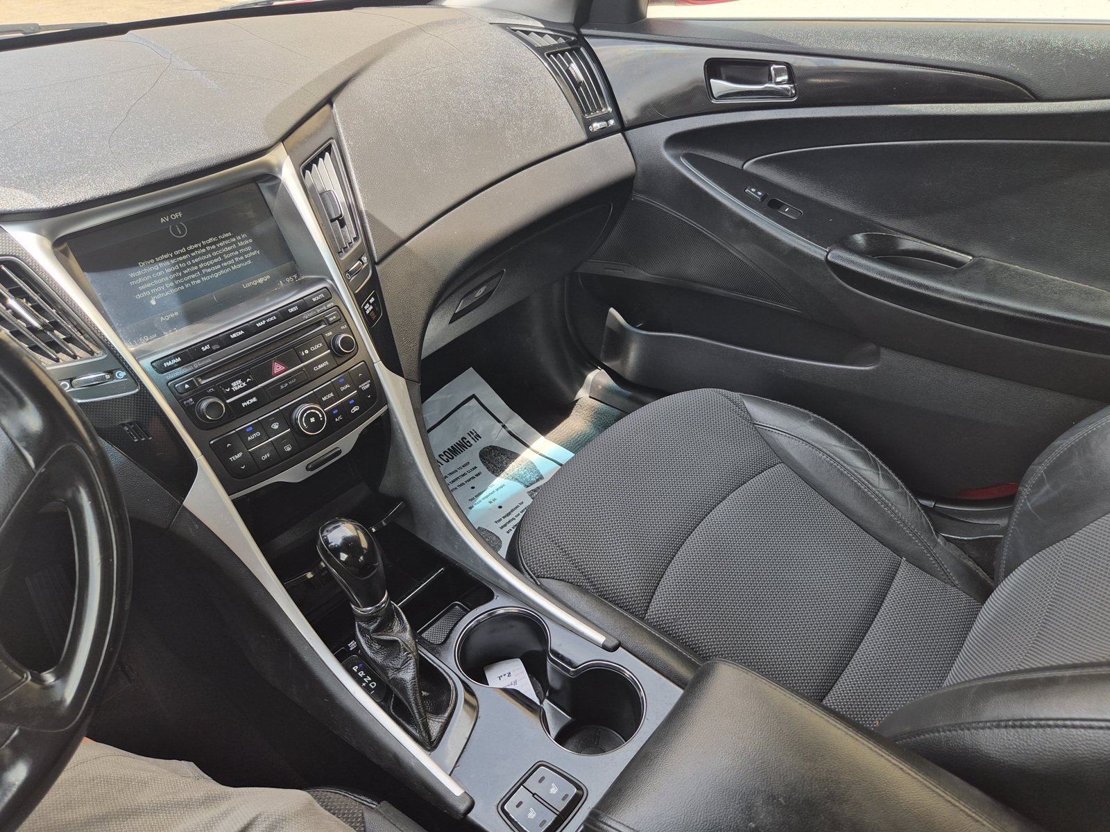 Used 2014 Hyundai Sonata SE w/ Premium Package 04 FWD image 10