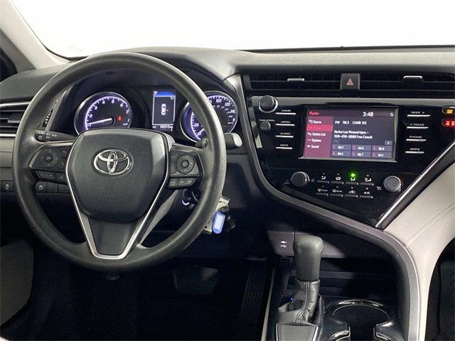 Used 2018 Toyota Camry LE image 13