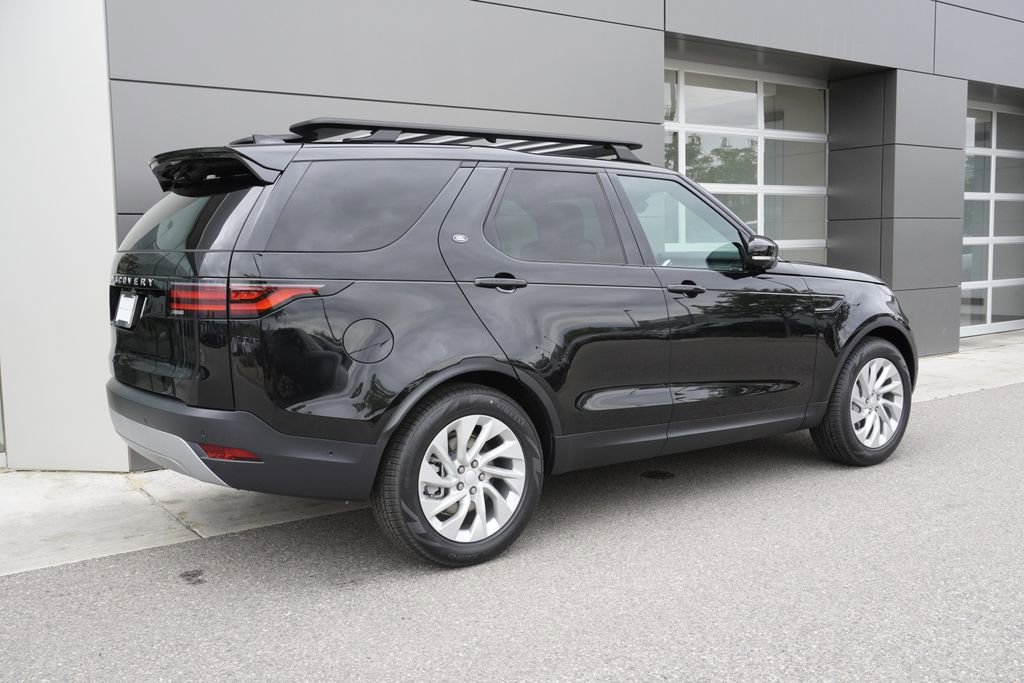 New 2026 Land Rover Discovery S AWD/4WD image 4