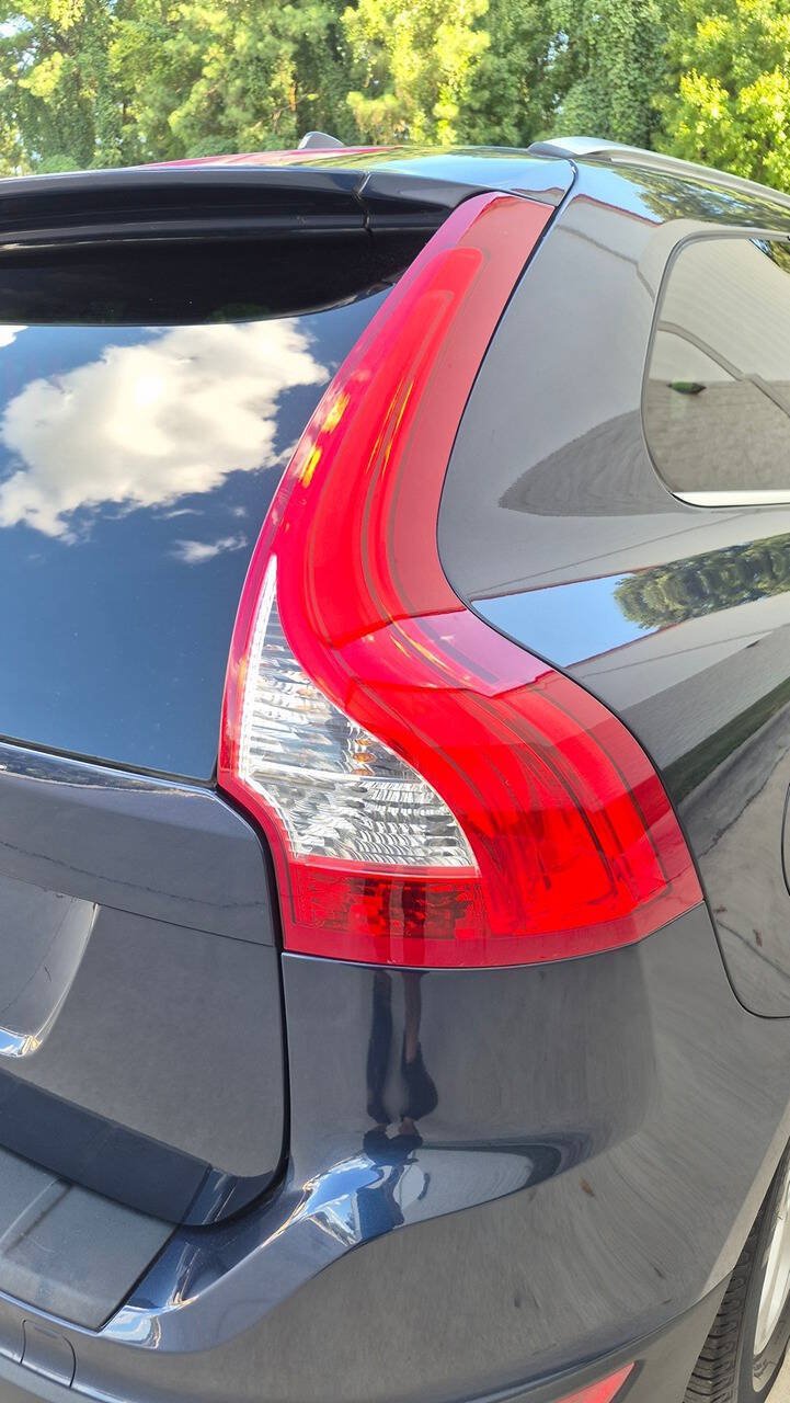 Used 2013 Volvo XC60 3.2 FWD image 23