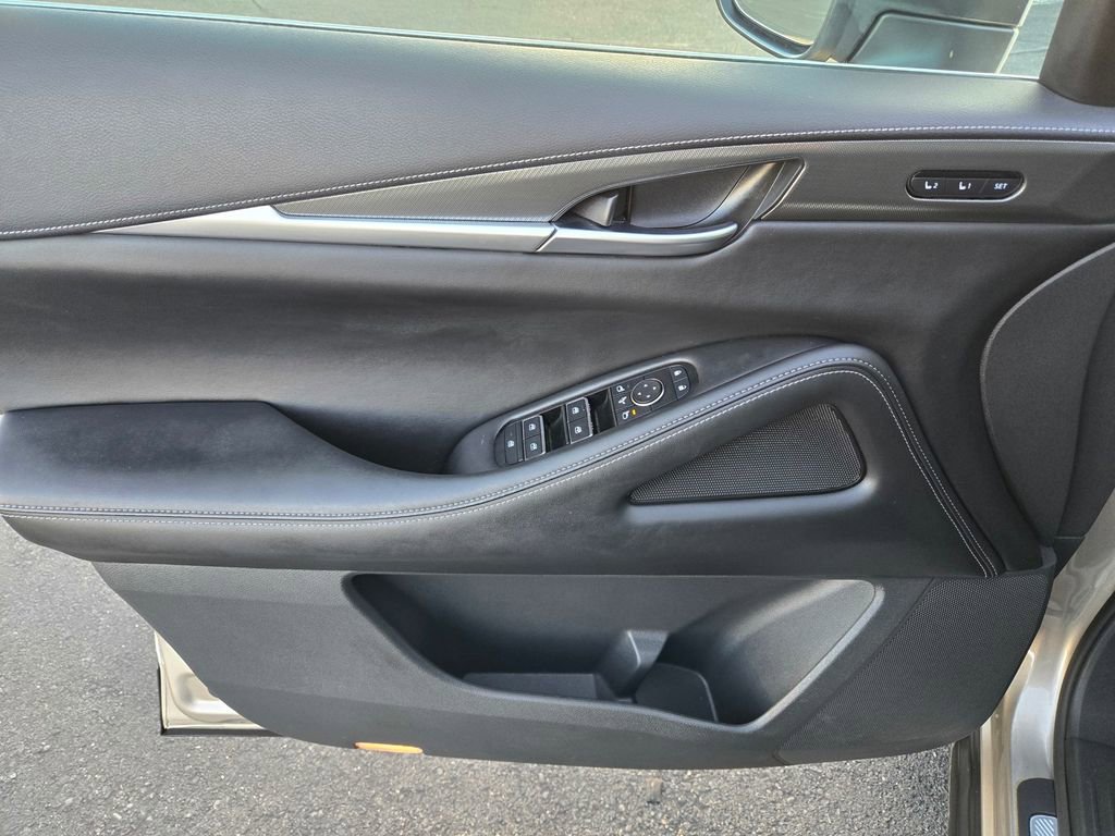 Used 2023 INFINITI QX60 Luxe w/ Cargo Package image 16