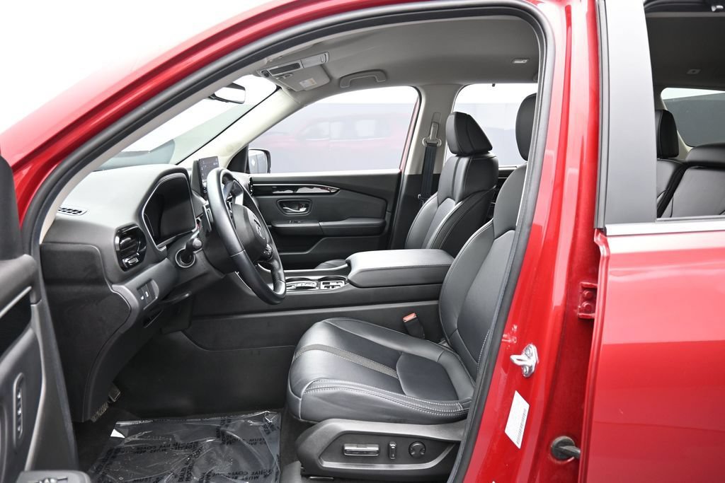 Used 2025 Honda Pilot EX-L image 22