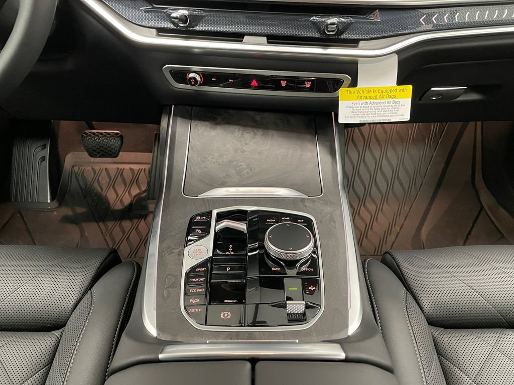 New 2027 BMW X7 xDrive40i AWD/4WD image 10