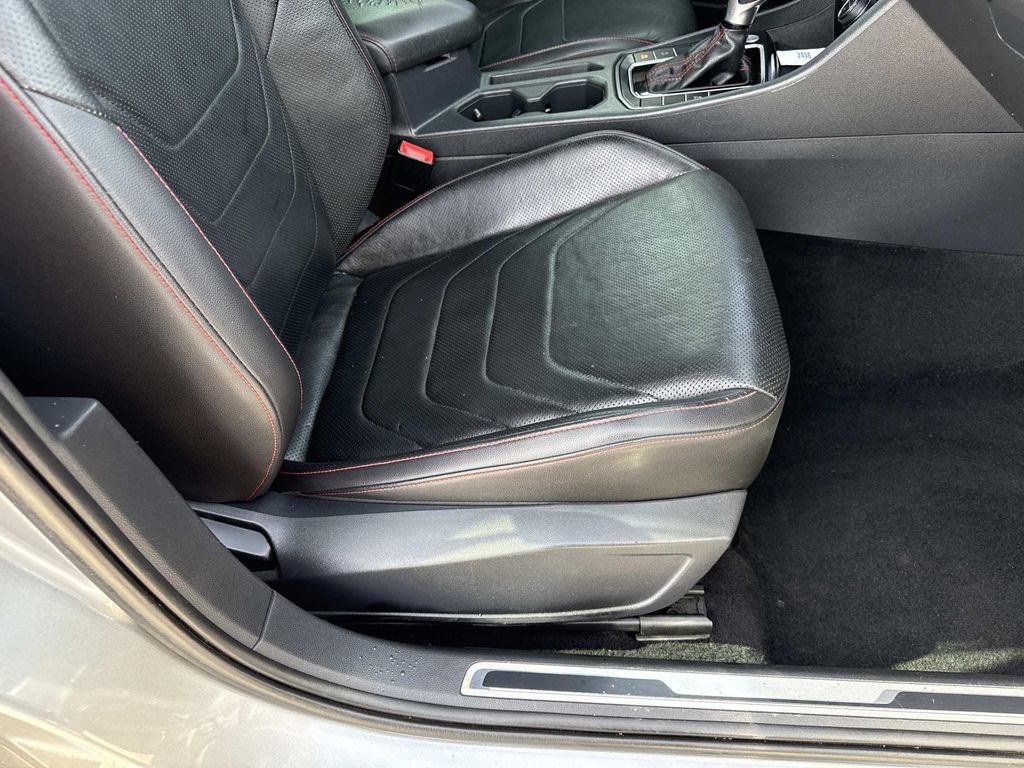 Used 2021 Volkswagen Jetta GLI Autobahn image 28