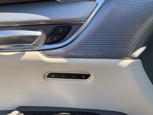 Used 2025 Cadillac XT5 Premium Luxury w/ Technology Package FWD image 10