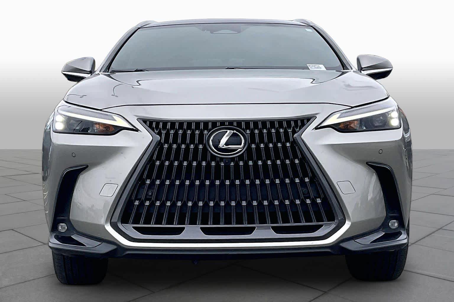 Used 2022 Lexus NX 350 AWD w/ Vision Package image 4