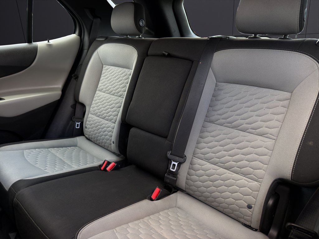 Used 2019 Chevrolet Equinox LS FWD image 19