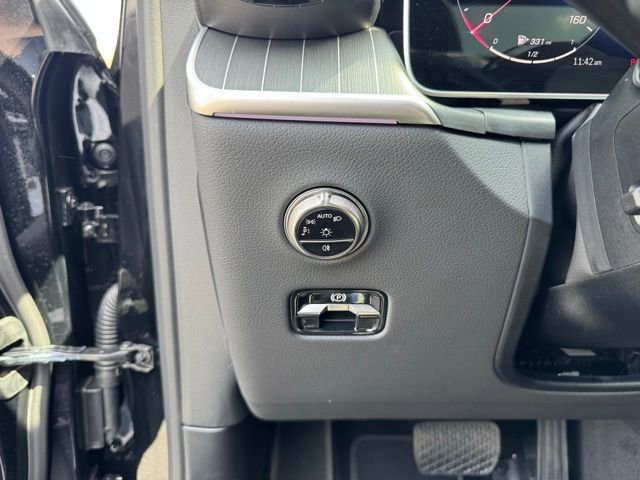 Used 2026 Mercedes-Benz GLC 300 4MATIC image 23