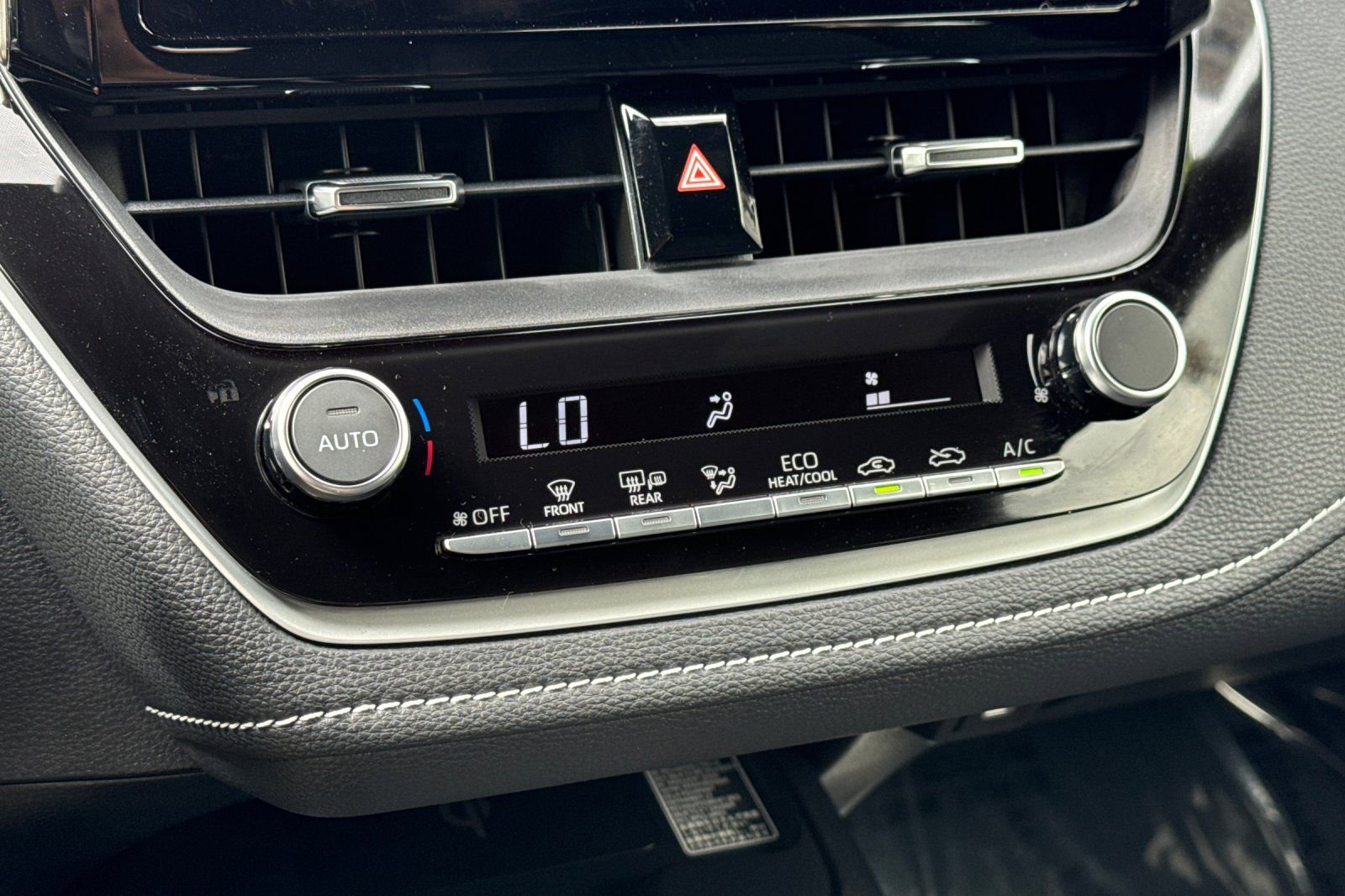 Used 2026 Toyota Corolla SE FWD image 20
