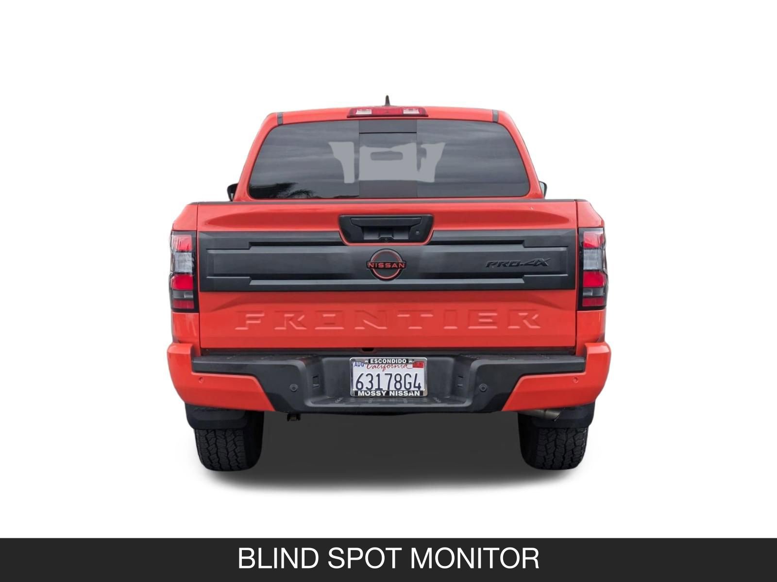 Used 2025 Nissan Frontier PRO-4X image 9