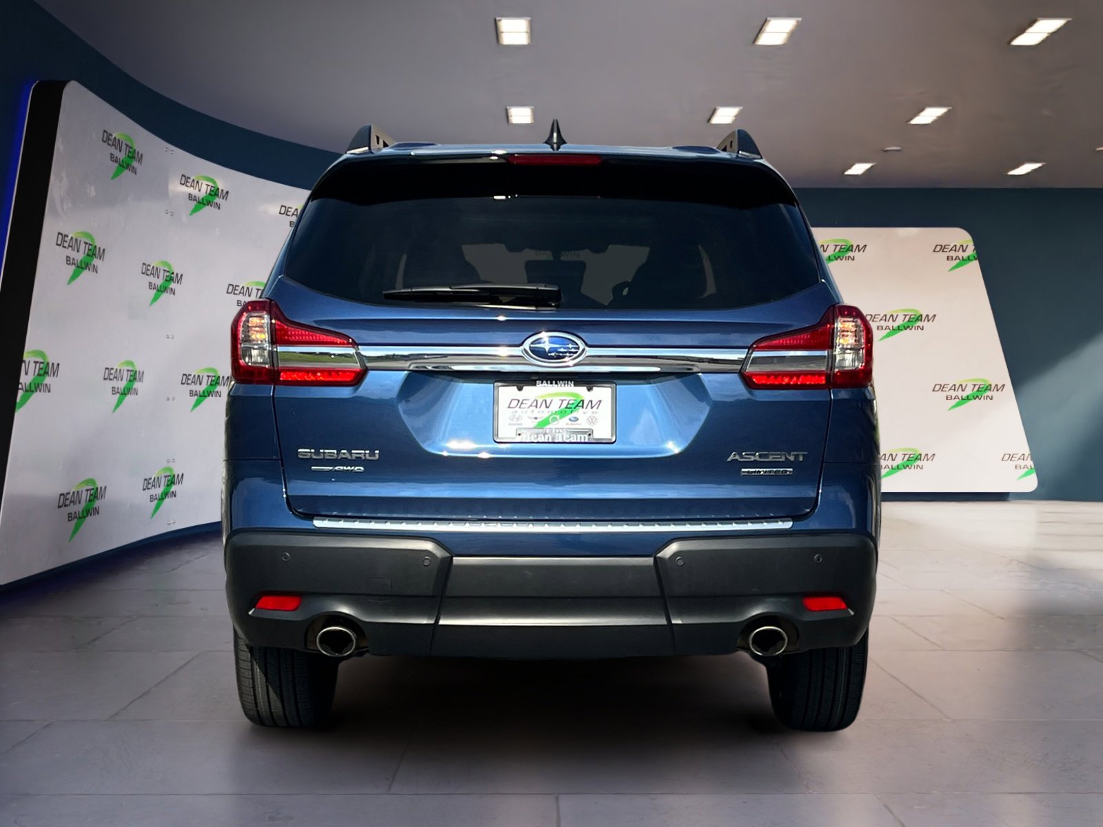 Used 2022 Subaru Ascent Limited w/ Technology Package image 7