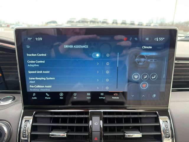Used 2022 Lincoln Navigator Black Label AWD/4WD image 37