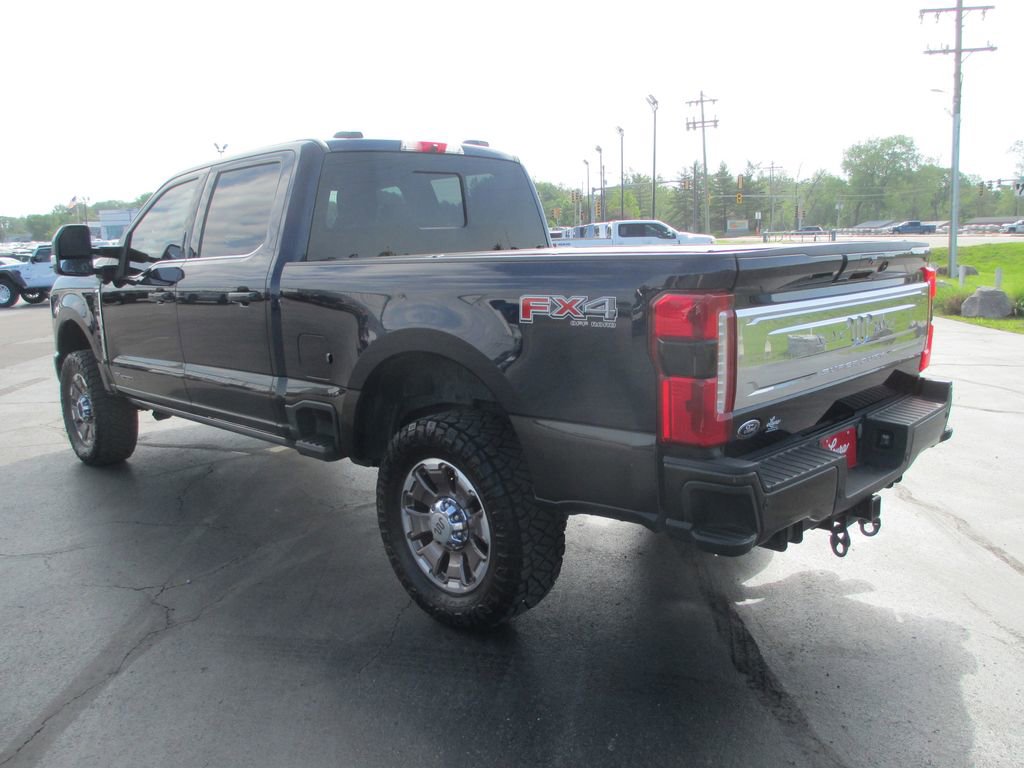 Used 2024 Ford F250 King Ranch w/ FX4 Off-Road Package AWD/4WD image 10