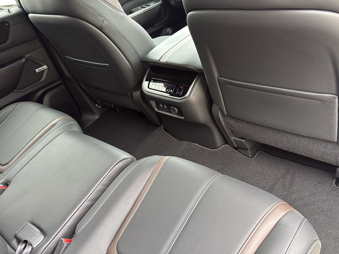 New 2026 Nissan Armada SL w/ Convenience Package image 41