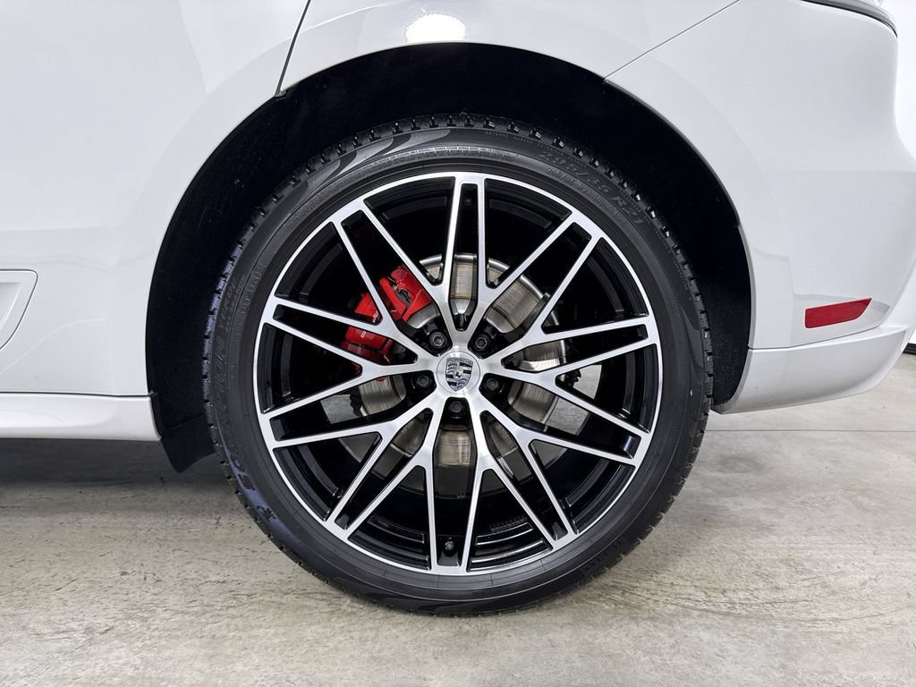 Certified 2025 Porsche Macan S AWD/4WD image 14