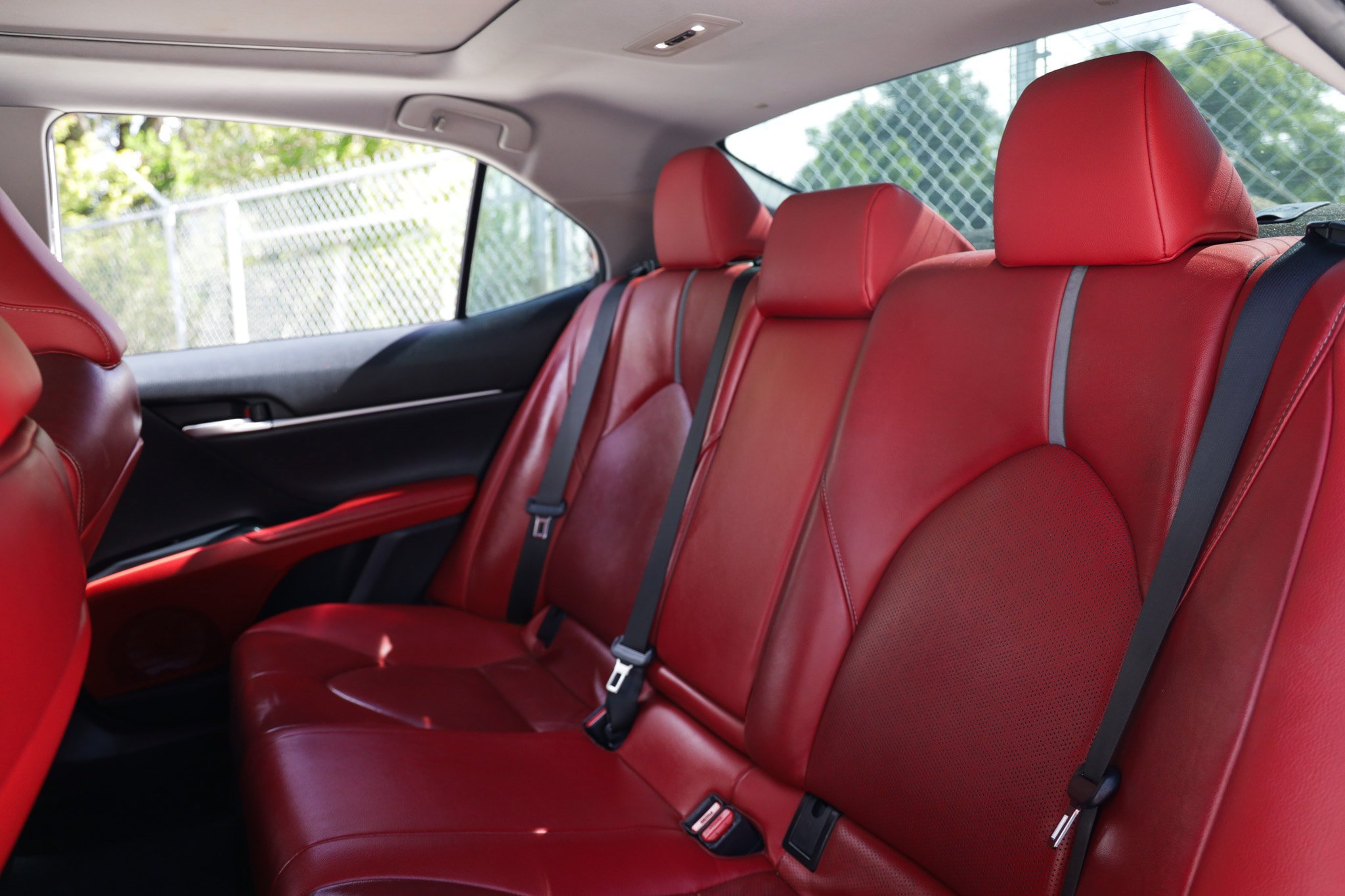 Used 2019 Toyota Camry XSE FWD image 11