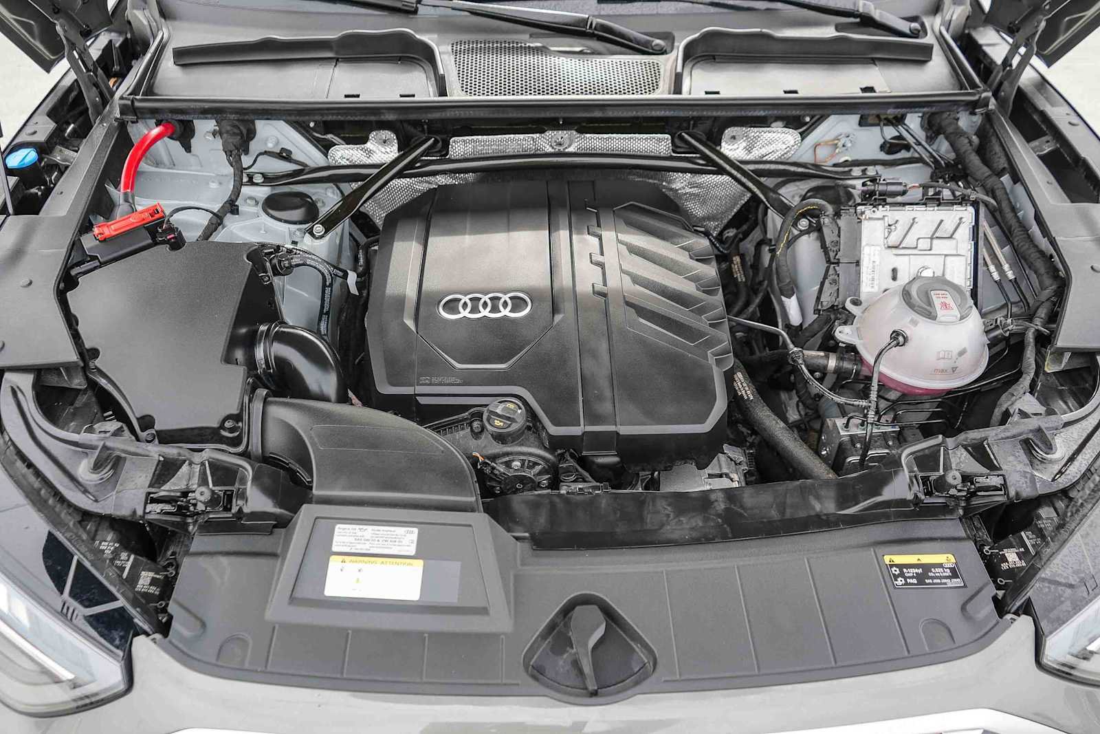 Used 2023 Audi Q5 2.0T Premium w/ Convenience Package image 38