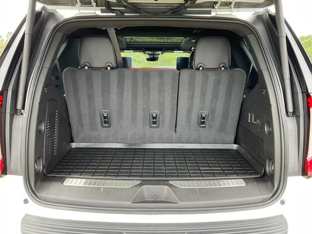 Used 2023 GMC Yukon Denali Ultimate AWD/4WD image 29