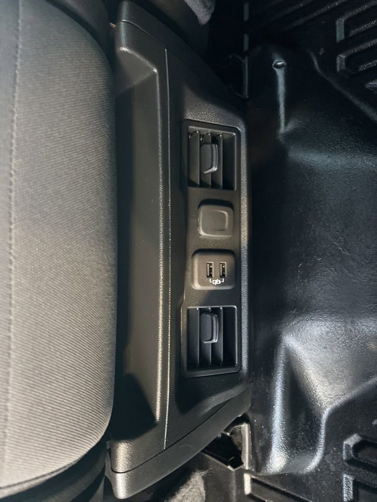 Used 2023 Chevrolet Silverado 3500 LT w/ Convenience Package image 14