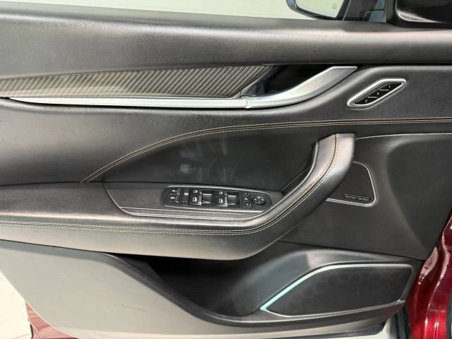 Used 2018 Maserati Levante S GranSport image 12