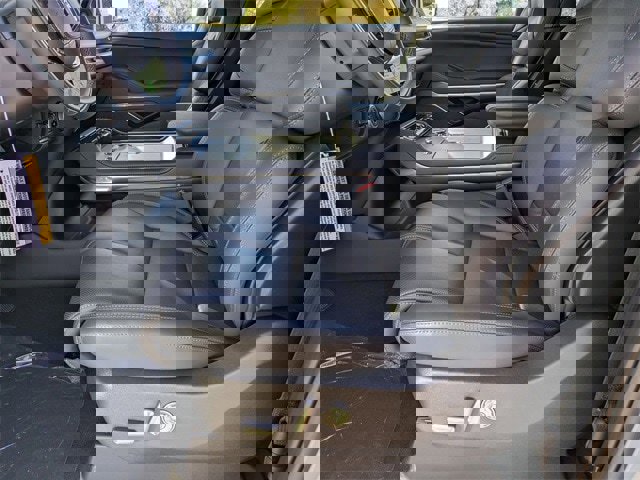 New 2025 Lincoln Navigator L Reserve w/ Jet Appearance Package image 9