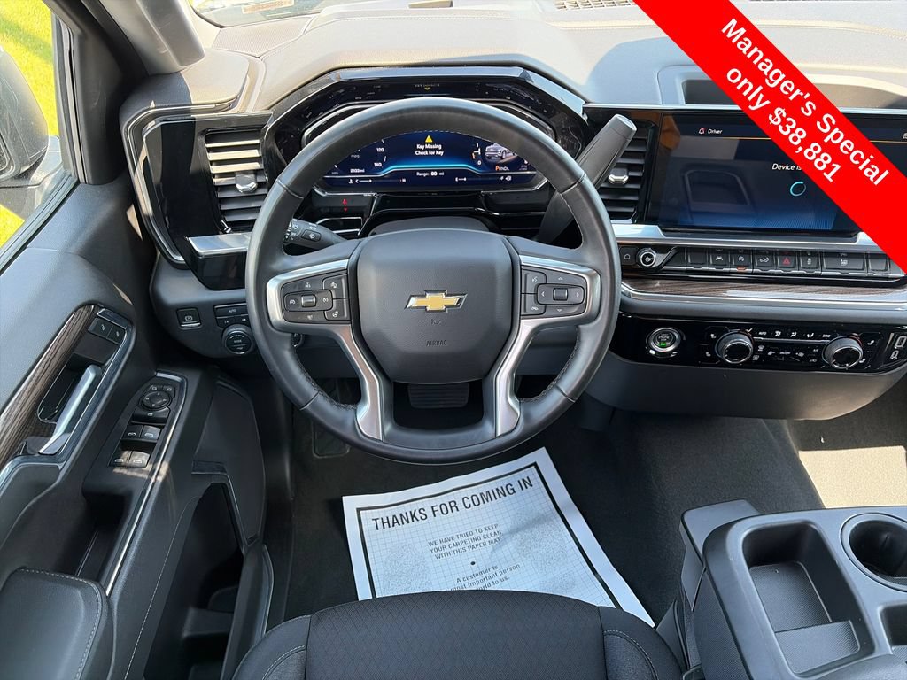 Used 2024 Chevrolet Silverado 1500 LT AWD/4WD image 10