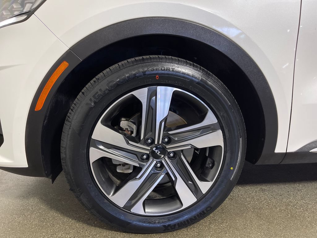 Used 2022 Kia Sorento SX Prestige w/ Panoramic Sunroof Package AWD/4WD image 11