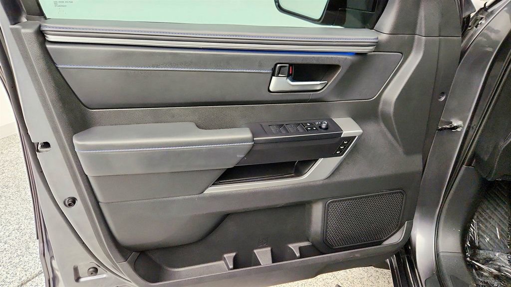 Used 2024 Toyota Sequoia Platinum image 11