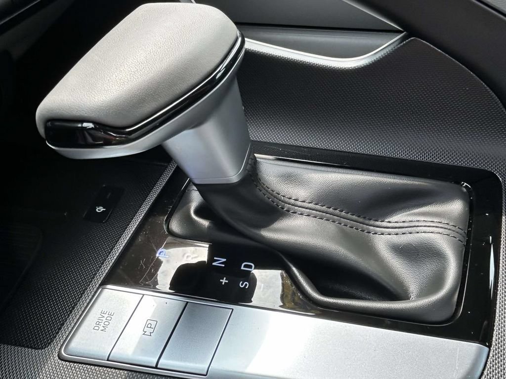 Certified 2025 Hyundai Elantra Sport FWD image 17