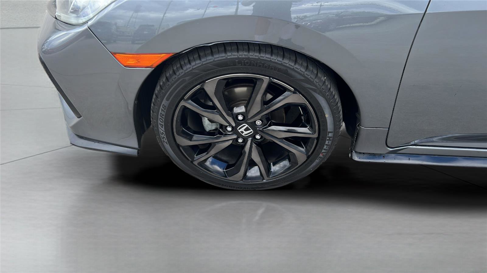 Used 2018 Honda Civic Sport image 20