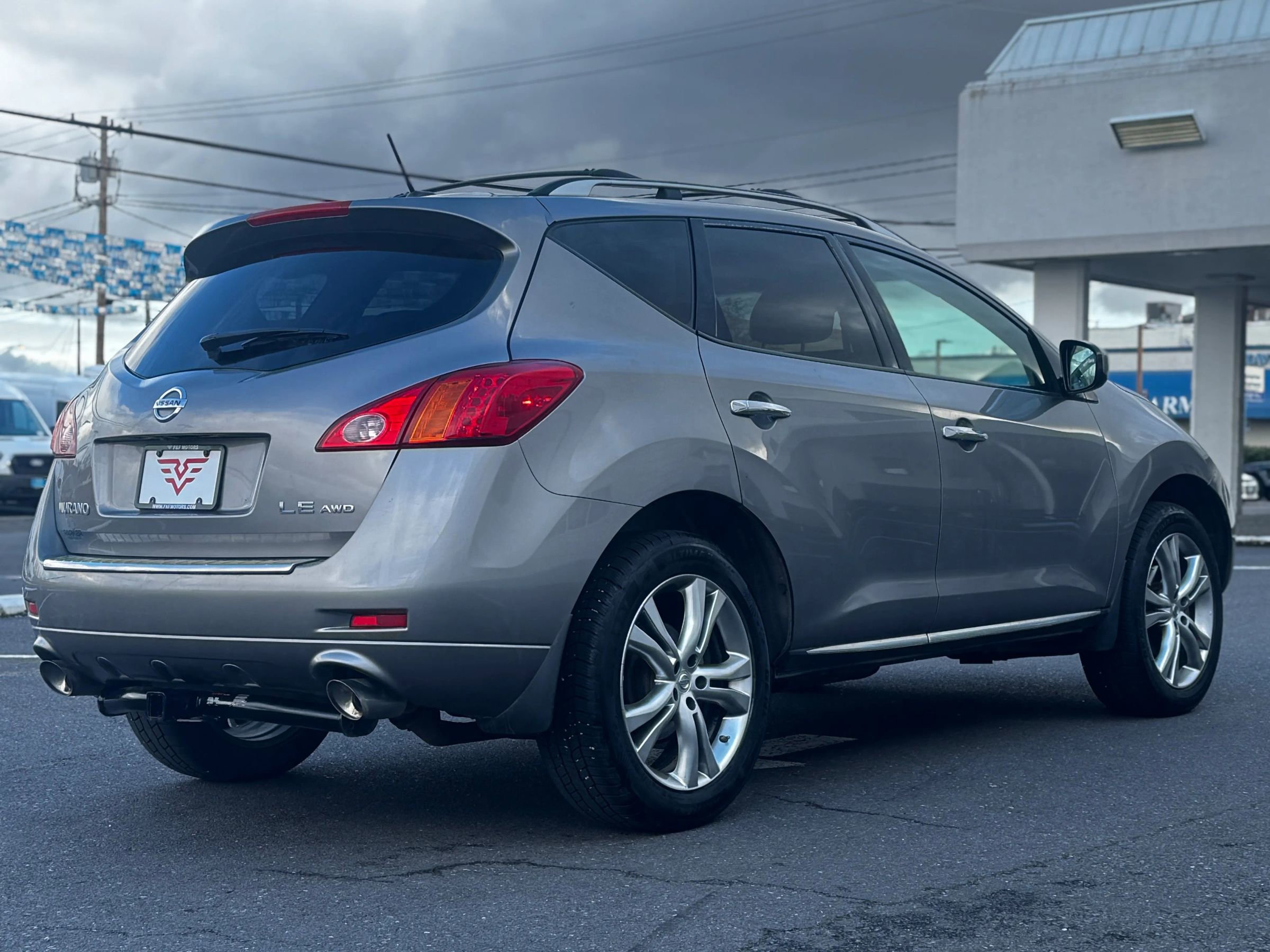 Used 2010 Nissan Murano LE w/ Navigation Pkg image 5