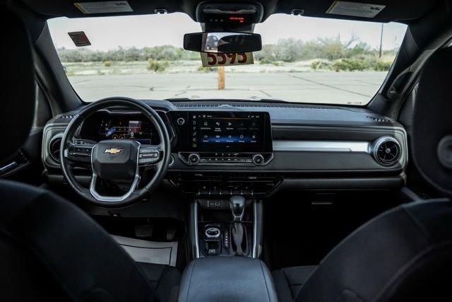 Used 2024 Chevrolet Colorado LT w/ LT Convenience Package image 14