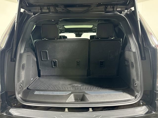 Certified 2025 Cadillac Escalade Sport Platinum w/ LPO, Floor Liner Package AWD/4WD image 28