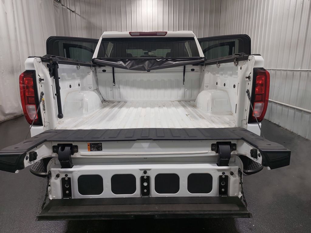 Used 2022 GMC Sierra 1500 SLE image 13