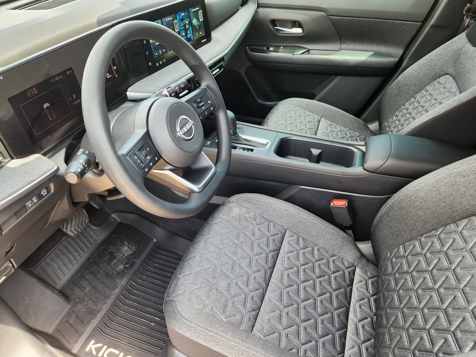 New 2026 Nissan Kicks SV w/ SV Premium Package FWD image 12