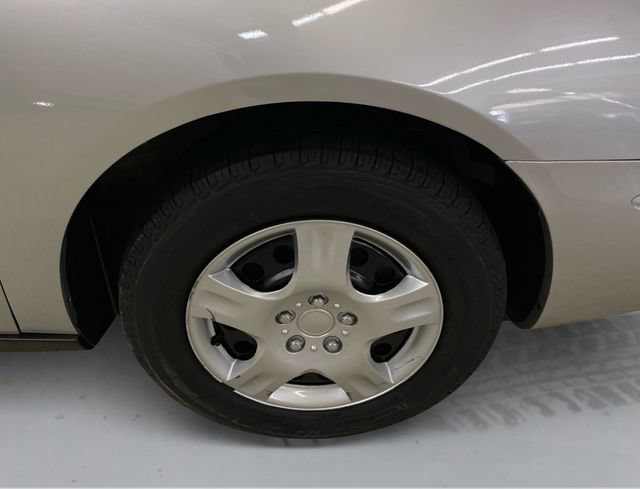 Used 2007 Buick LaCrosse CX FWD image 16