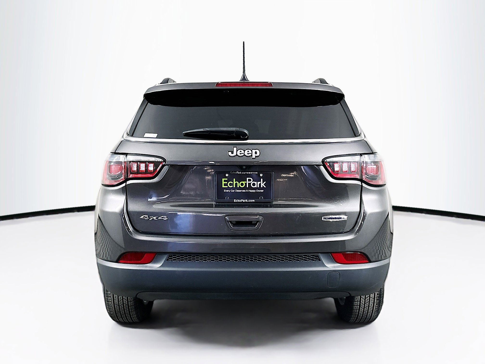 Used 2023 Jeep Compass Latitude image 7