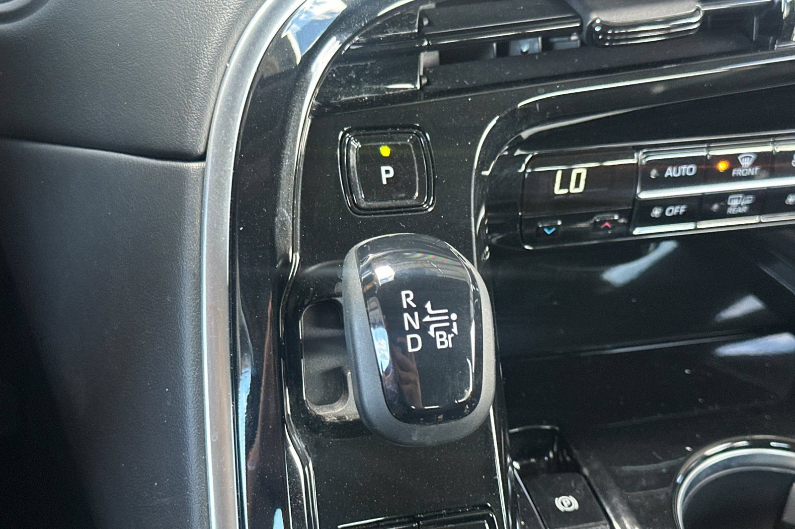 Certified 2023 Toyota Mirai w/ Advanced Technology Package RWD image 24