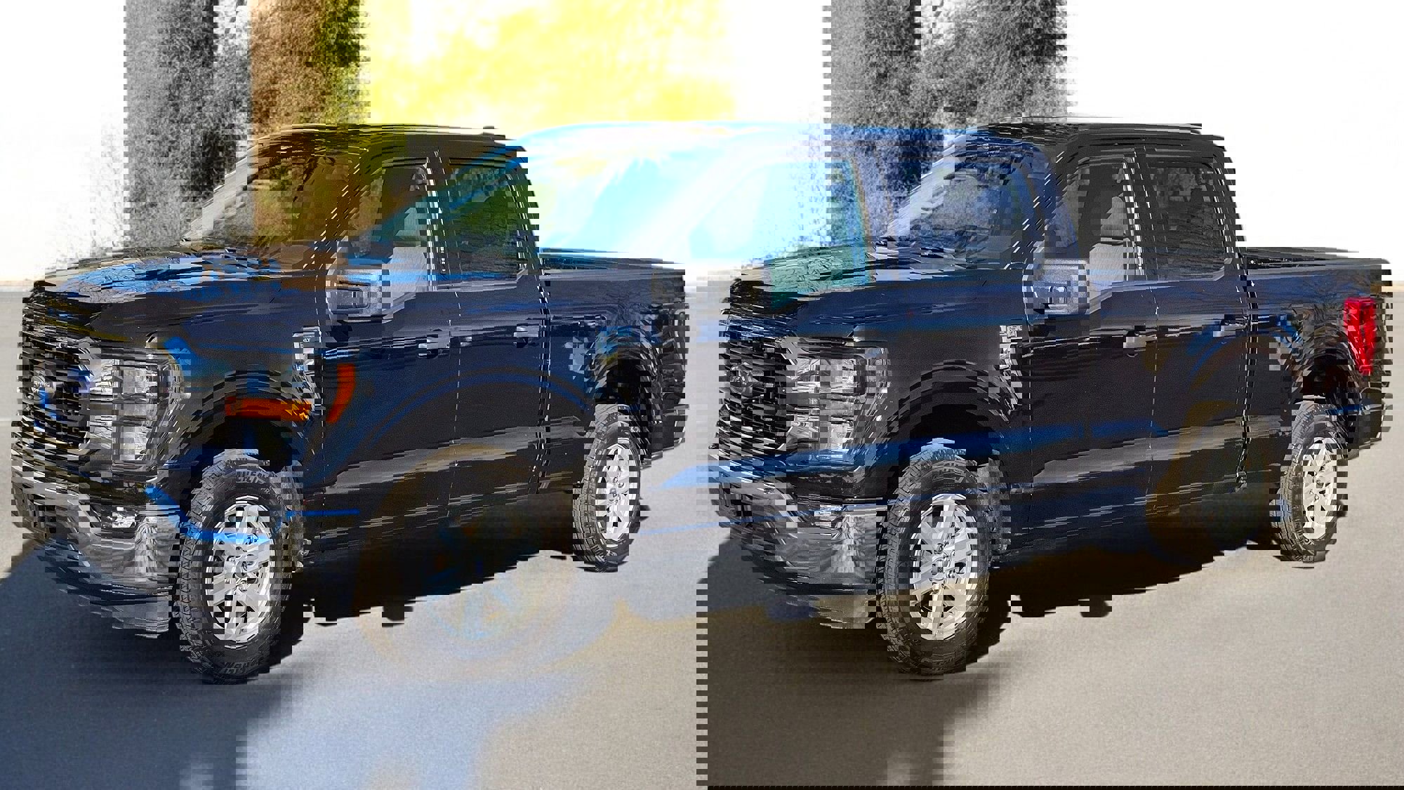 Used 2023 Ford F150 XLT w/ Equipment Group 301A Mid image 7