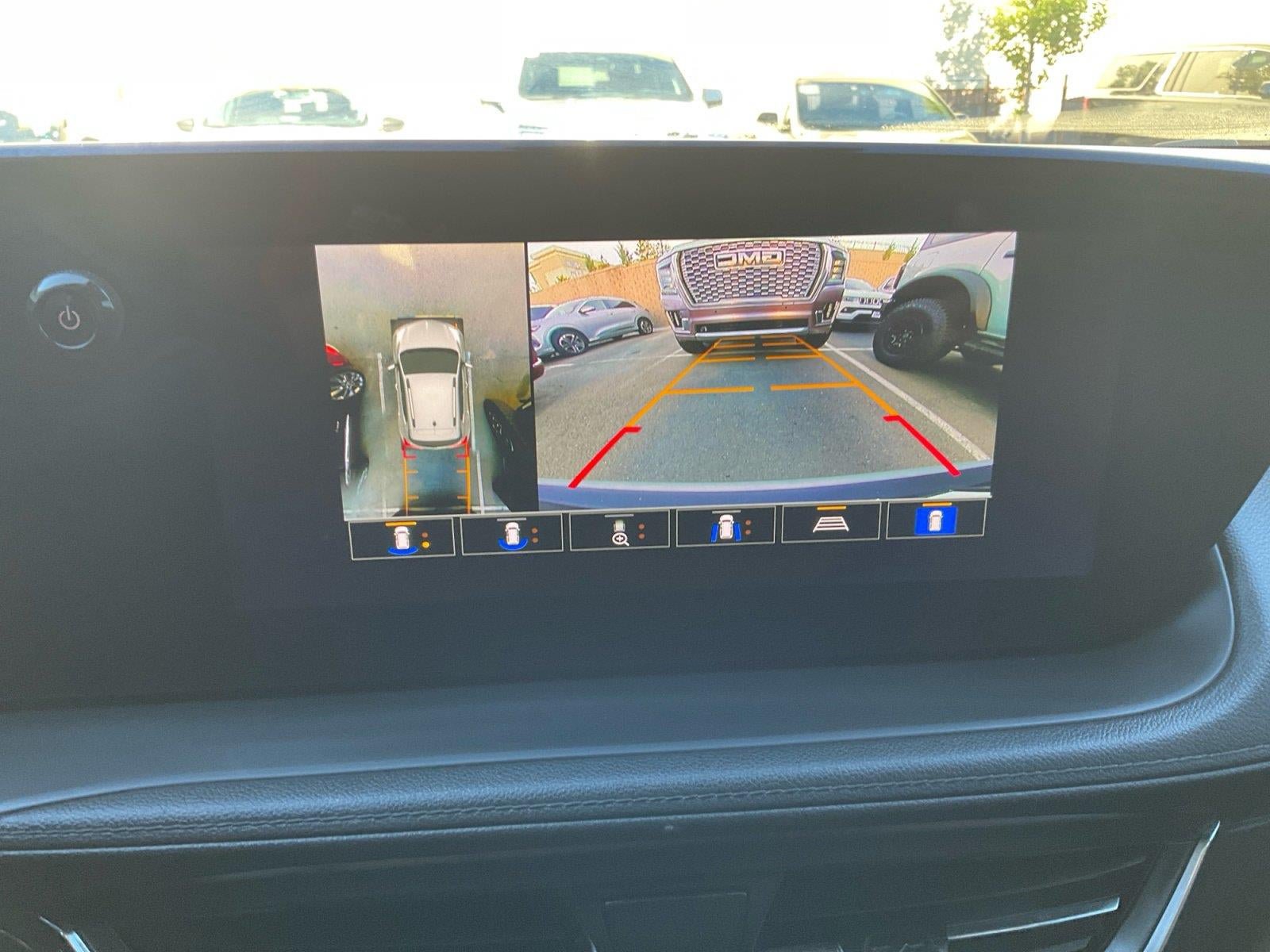 Certified 2024 Buick Encore GX Preferred w/ Advanced Technology Package AWD/4WD image 17