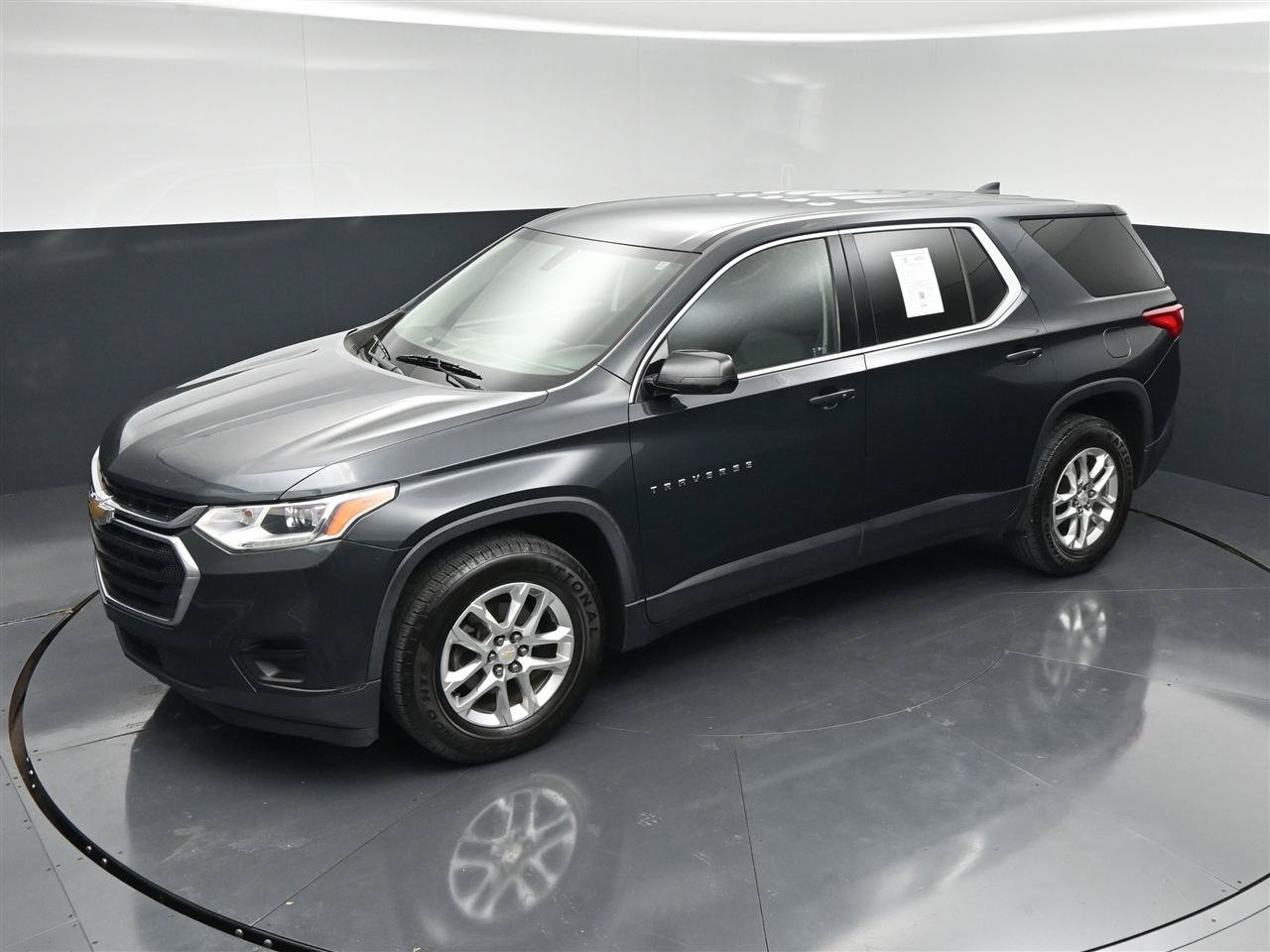 Used 2018 Chevrolet Traverse LS AWD/4WD image 19