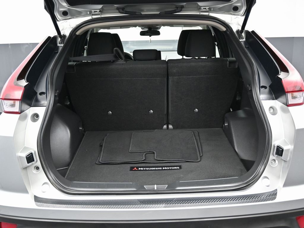 Used 2025 Mitsubishi Eclipse Cross LE image 13