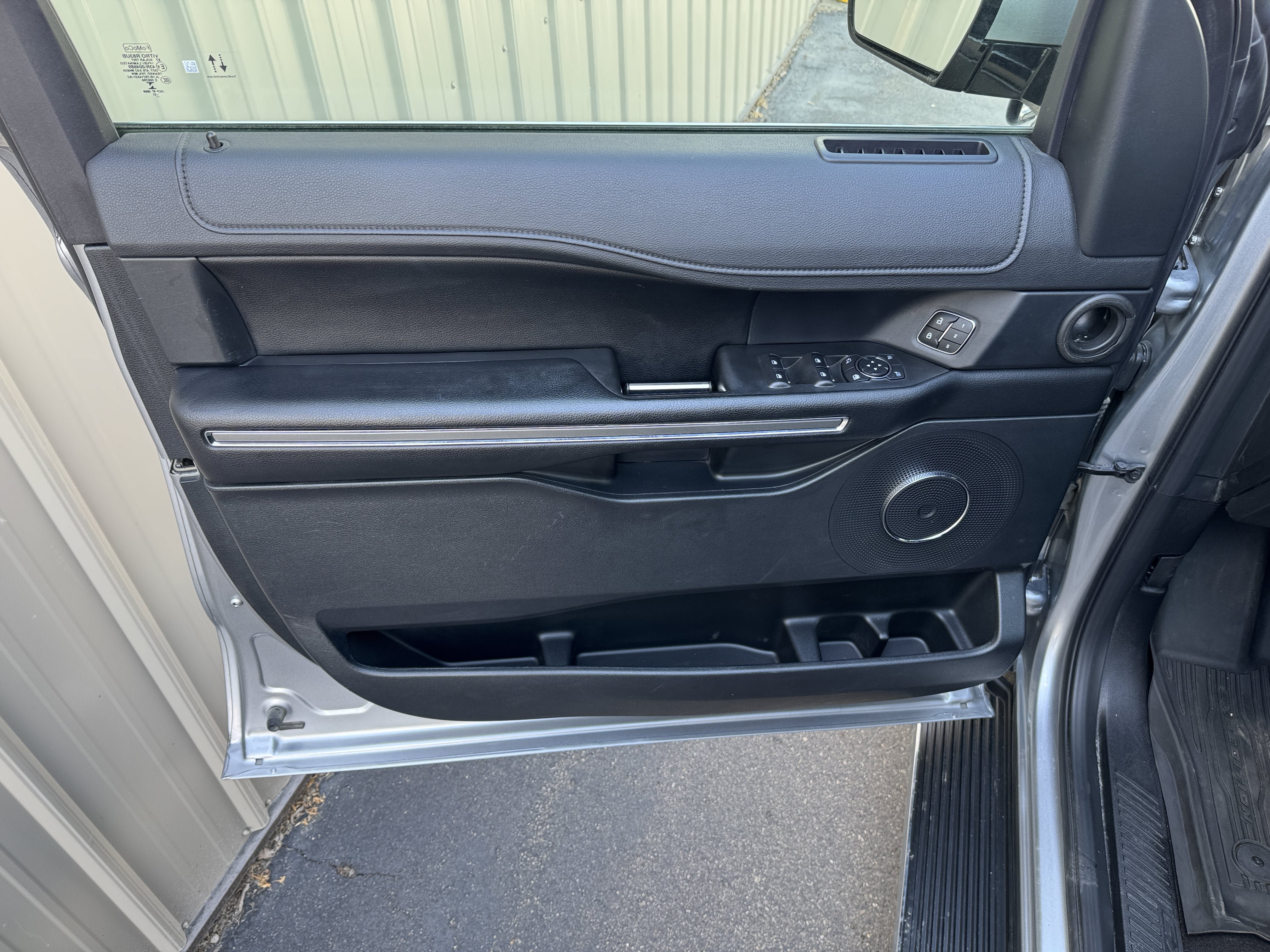 Used 2021 Ford Expedition Max XLT AWD/4WD image 7