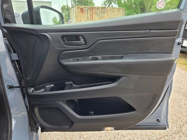 Used 2025 Honda Odyssey Sport-L image 27
