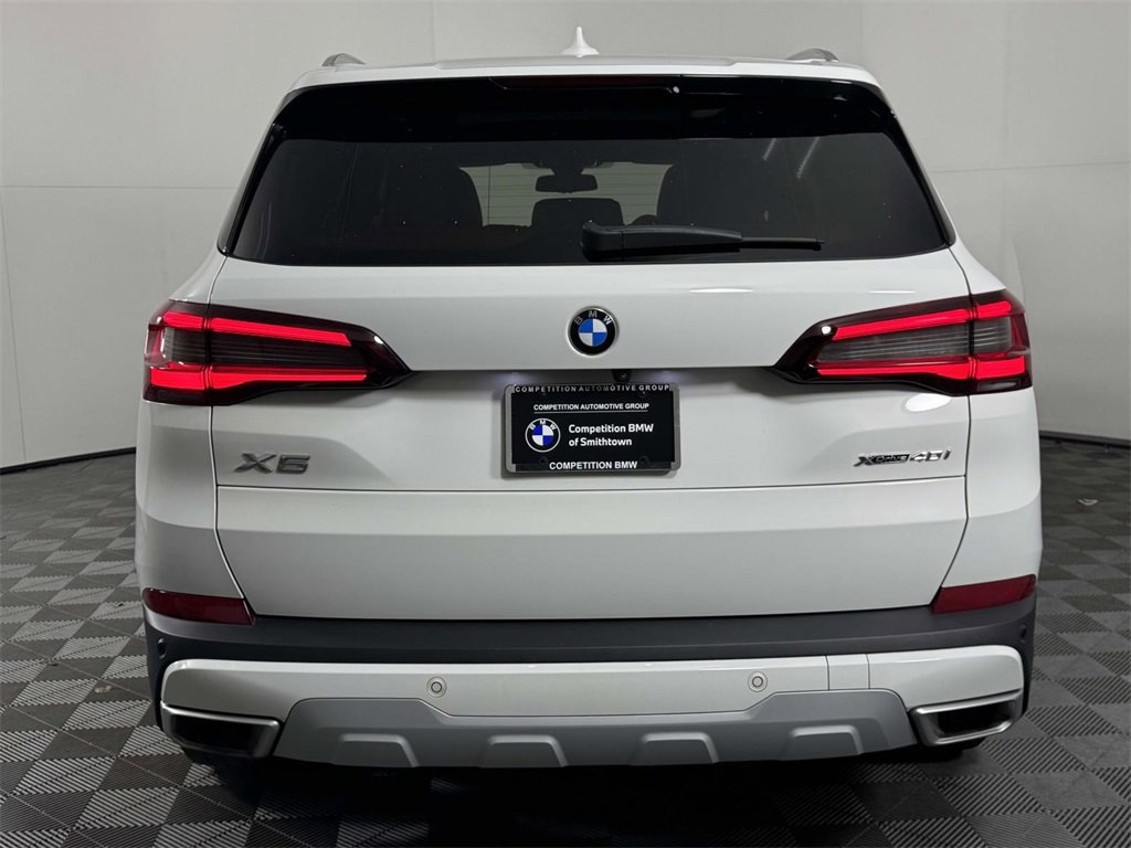 Used 2023 BMW X5 xDrive40i w/ Premium Package image 9