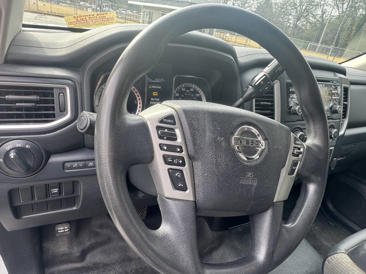 Used 2017 Nissan Titan S image 26