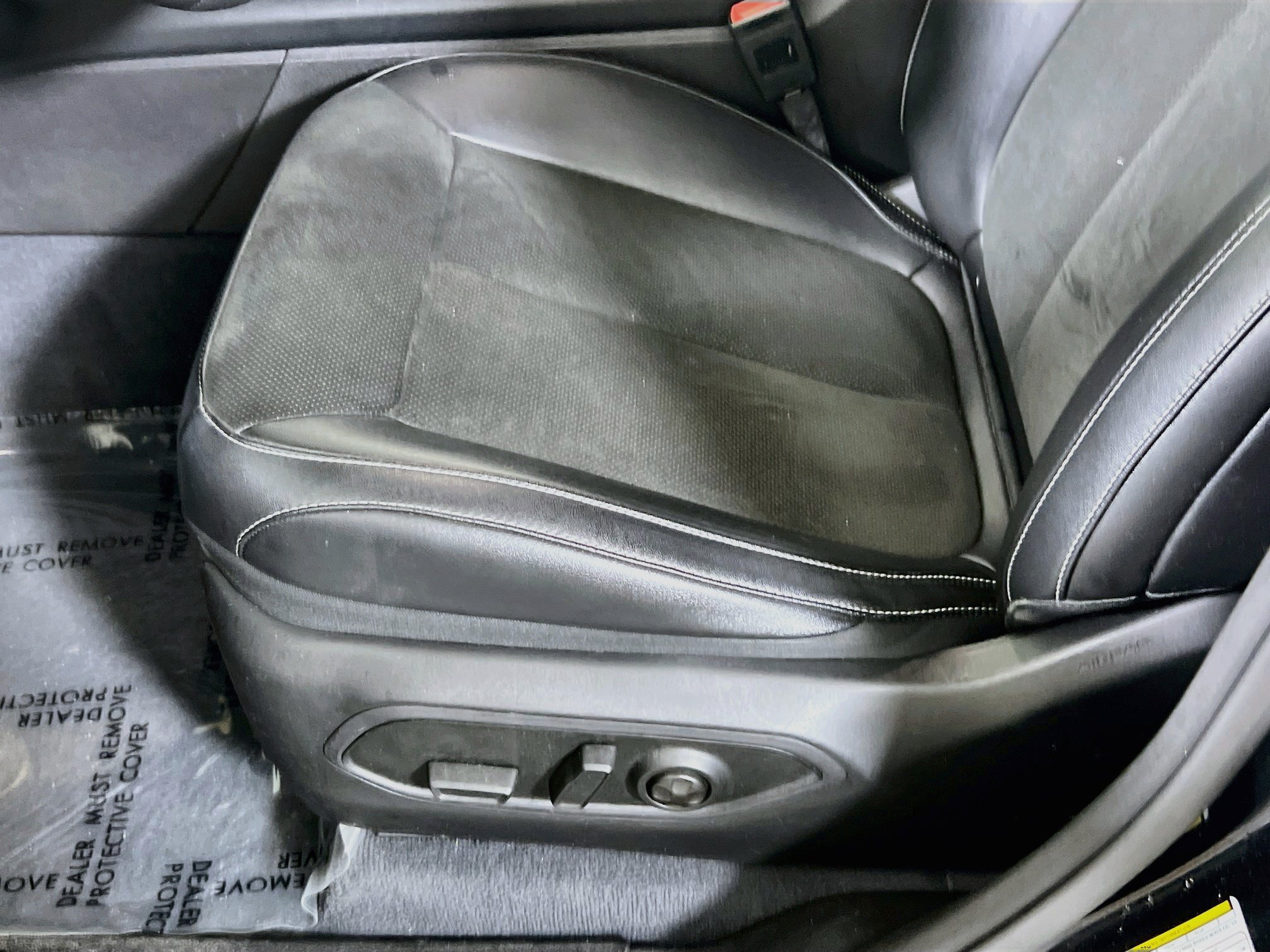 Used 2023 Jeep Grand Cherokee Altitude RWD image 18